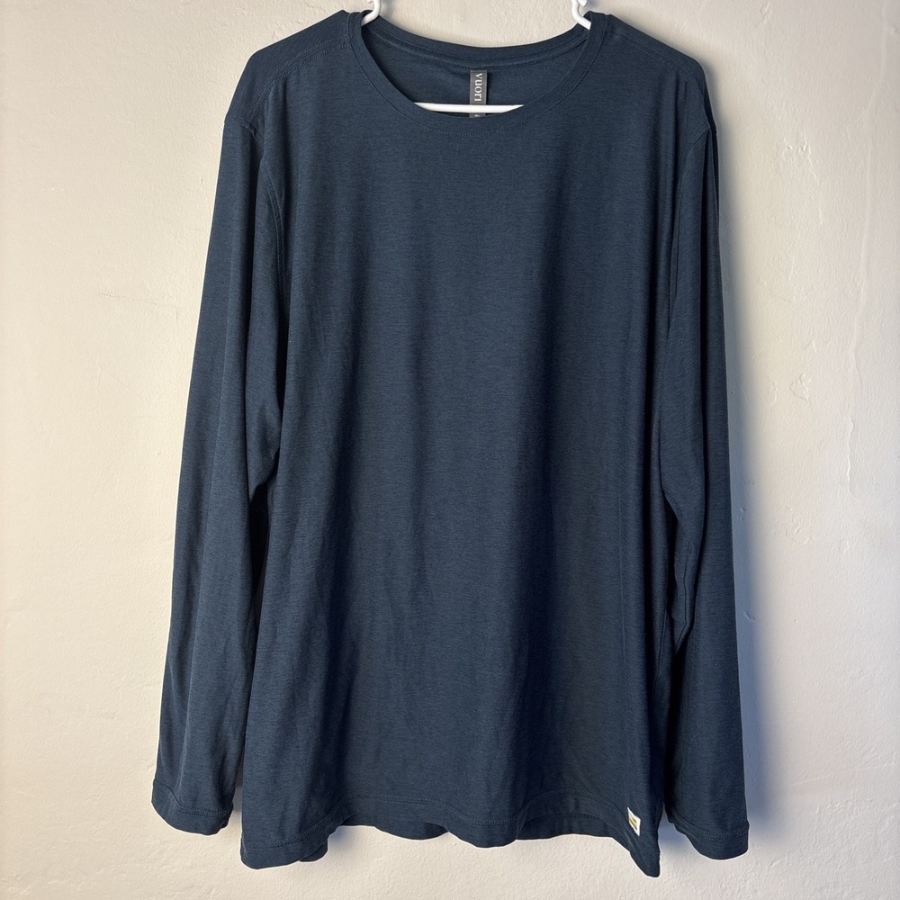 Vuori Shirt Mens XL Strato Tech Long Sleeve Dark Blue V178